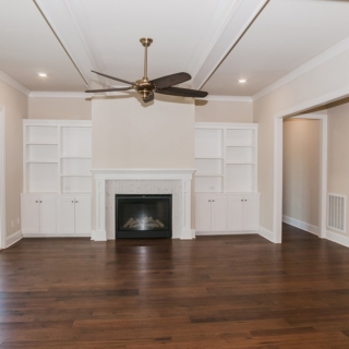 028_Family Room
