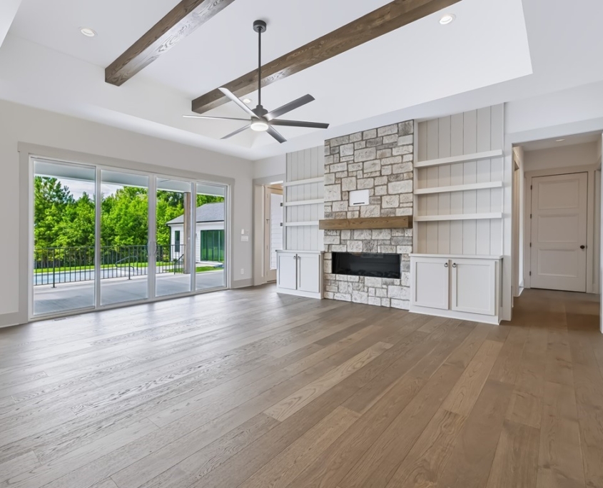 15 Versailles Ln (2)