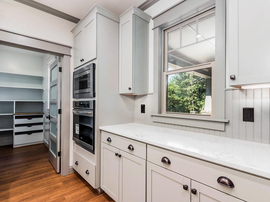 Chapel Ridge custom kitchen