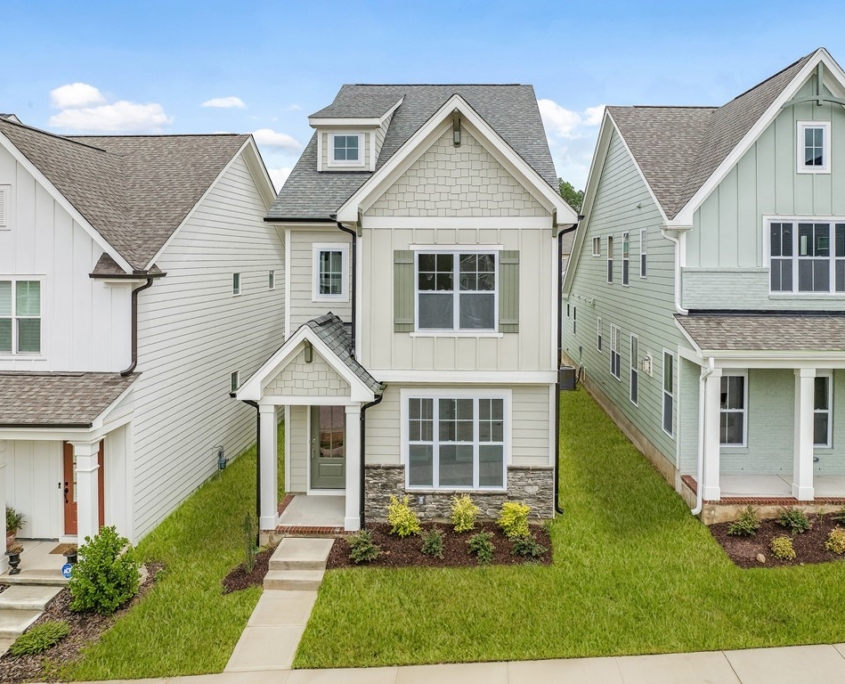 Charleston Traditions | 2,202 sq ft, 4 Bedrooms/3 Baths